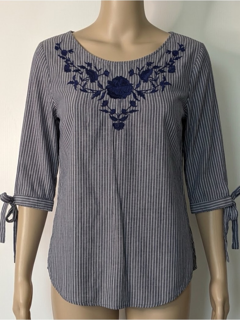 New York & Company Navy and White Pinstripe Embroidered Tie-Sleeve Tunic